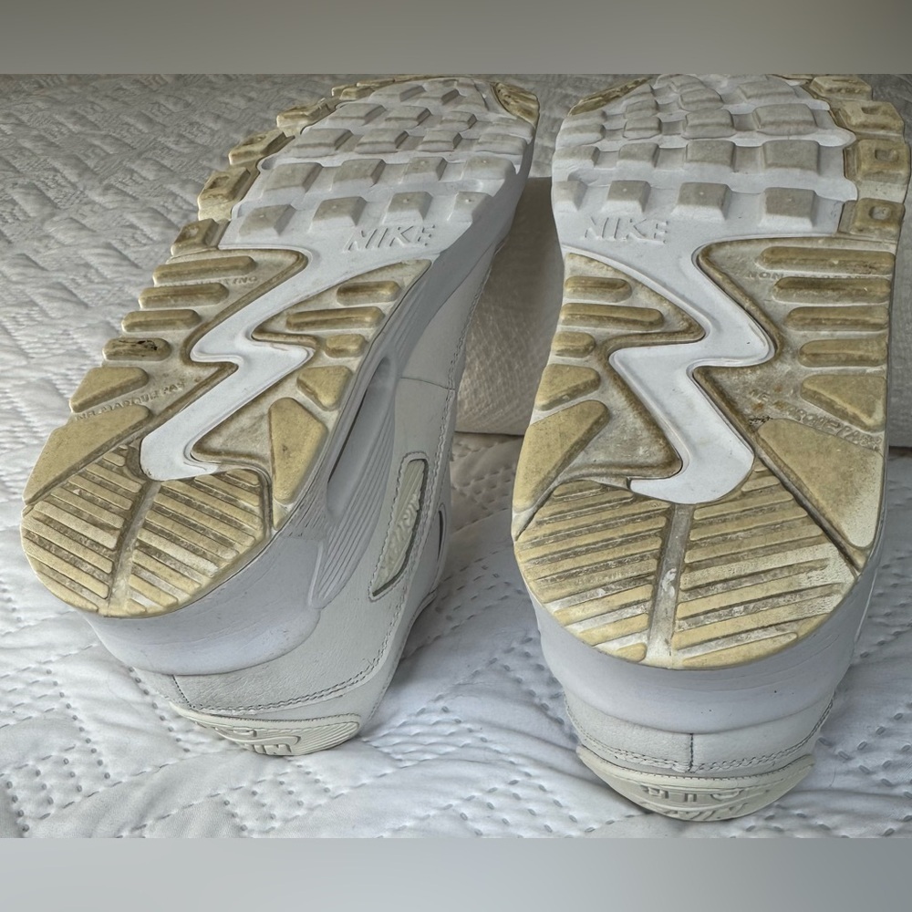 Nike Air Max White Leather Sneakers Activewear Running Shoes Boy Size 5Y US - Picture 6 of 10